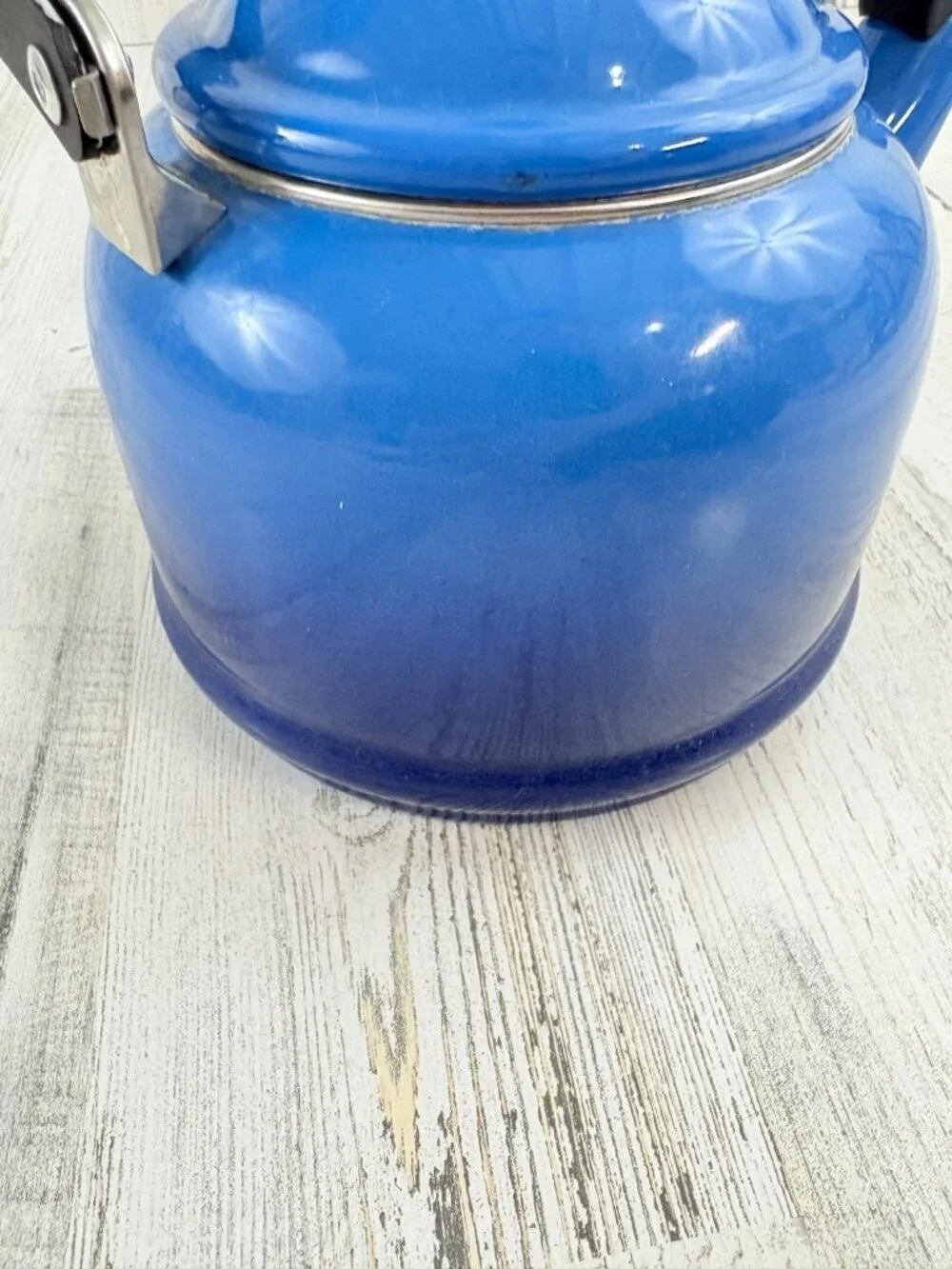 Le Creuset Enamel on Steel 1.25 Quart Demi Tea Kettle Marseille Blue FLAWS